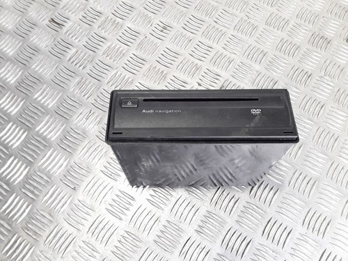 Audi 2005 radio - audi, a8